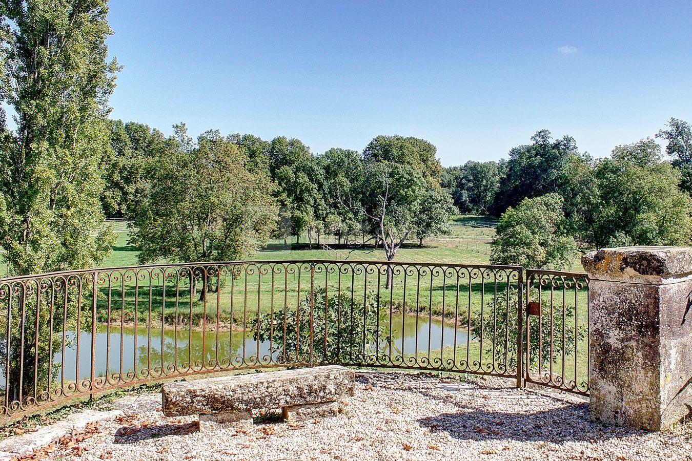 Portets - agence immobilière - un toit et vous - bordeaux