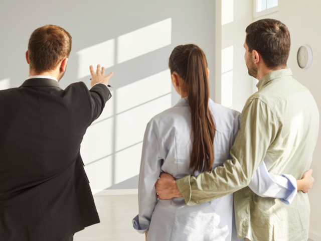 un toit et vous - augmentation honoraire location - 2026